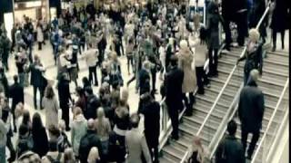 The TMobile Dance Advert High Quality  Liverpool Street Station Channel 4 Special Ad 2009 [upl. by Dalston83]