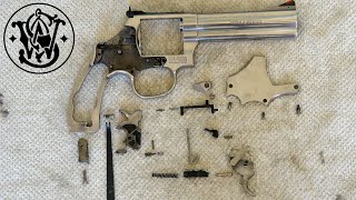 Smith amp Wesson 686 Disassembly [upl. by Anirtep]