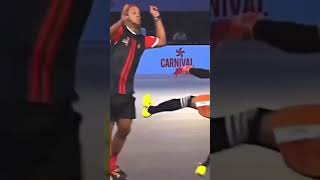 RONALDINHO futsal ronaldinho futsal ronaldinhogaúcho [upl. by Suidaht]