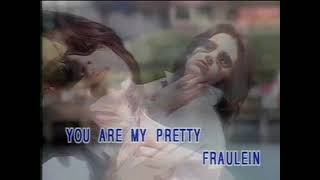 Fraulein  Video Karaoke Barcelona [upl. by Ainar]