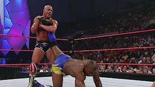 Kurt Angle vs Shelton Benjamin Raw August 22 2005 [upl. by Darbee]