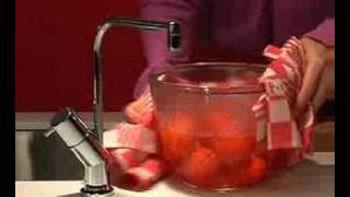 Quooker  The Boiling Water Tap Peeling Tomatoes [upl. by Curran791]