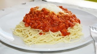 Spaghetti Bolognese  Easy Italian Pasta Recipe [upl. by Joliet]