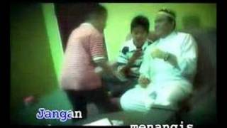 Di Pondok Kecil Ae Man Feat Bazli UNIC [upl. by Sirenay829]