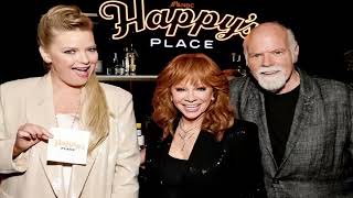 Melissa Peterman Spills Tea on Reba McEntire and Rex Linn’s Cutest Moments Us Entertainment News [upl. by Nester786]