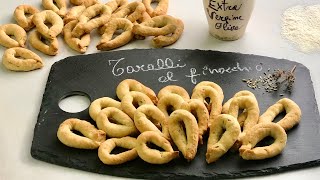 TARALLI ALL’ OLIO EXTRAVERGINE e Finocchio ricetta facilissima senza bollitura TARALLI WITH FENNEL [upl. by Aneertak]