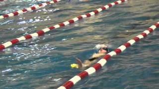 Exercices de natation  La position en dos [upl. by Annoed]