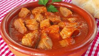 CARNE CON TOMATE un guiso potente y concentrado  Cocina tradicional [upl. by Nordna]