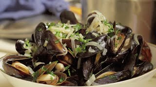 Quick and easy mussels recipe Moules Marinière [upl. by Jecoa]