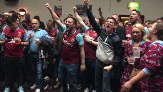 In the Boleyn pub before the final match at Upton Park West Ham United vs Manchester united [upl. by Ardella]