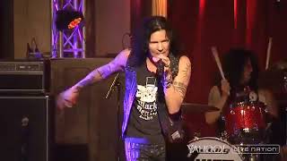 Quiet Riot  Mama Weer All Crazee Now Live 2015 [upl. by Relyuc]