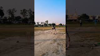 Left arm fast bowlinghow to bowl a lefthand batsman cricketlover shorts bowling [upl. by Aenneea503]