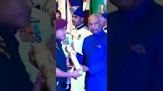 President kovind presents Padma Bhushan to Mahendra Singh Dhoni 💋🔥 dhoni padma Bhushan awards 👍🙏 [upl. by Gabe]