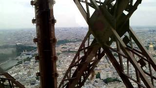 Tour Eiffel Ascensore [upl. by Nemaj]