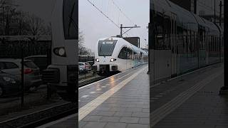 Arriva Gtw vertrekt van station Leeuwarden [upl. by Ahsatsana449]