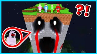 MIPAN amp ZUZUZU MENEMUKAN TEBING YANG PUNYA WAJAH SERAM DI MINECRAFT SURVIVAL TEBING BERHANTU [upl. by Ashti]