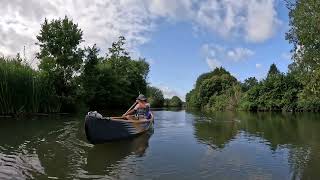 Posing for the camera on Aqua Marina Tomahawk AirC near Bathampton weir [upl. by Anikat17]