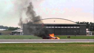 Pilot Bryan Jensen crashes his plane on a dangerous stunt at Kansas City air show [upl. by Sucrad95]