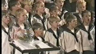 Knabenchor Solvguttene Guttekor Oslo 1996 Part II  PommernliedAlta Trinita Beata [upl. by Natsirt]