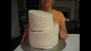 how to make a topsy turvy cake [upl. by Kinchen]