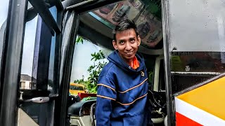 JULIO jalan bobotsari gaess mengawal driver LAMIDEX  sugeng rahayu 7009 [upl. by Idas]