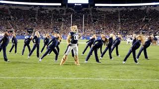 Cosmo the Cougar amp the Cougarettes Dance  BYU Vs Boise St 2017 [upl. by Tatia59]