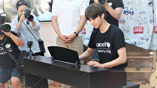 181029 NCT Jaemin playing piano in Vietnam  River flows in you [upl. by Garlan]