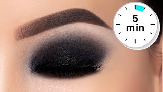 5 MINUTE Classic Black Smokey Eyes Tutorial [upl. by Goltz]