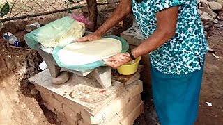 Asi se hacen las TLAYUDAS originarias de OAXACA Comida con Un poco de Arte [upl. by Eniliuqcaj]