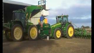 Filling up John Deere 8530 [upl. by Prady]