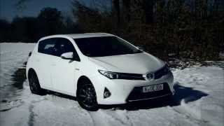 Toyota Auris Hybrid im Test  Autotest 2013  ADAC [upl. by Oicnerolf]