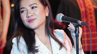 Averiana Barus  Tenah Lau Binge Official Live Record [upl. by Letta]