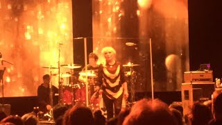 Blondie  Toronto  July 26 2017  My Heart Will Go On The Tide is High amp Dreaming [upl. by Bish]