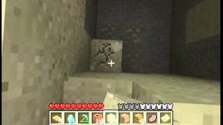 MinecraftTUT How To Make A Sandpit Trap [upl. by Burnaby]