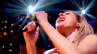 Ellie Goulding  Starry Eyed Live [upl. by Joye280]