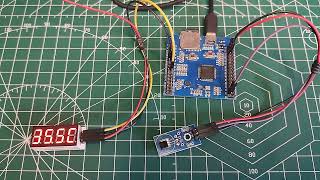 Pyboard  DS18B20 Thermometer and 4bit UARTbased SevenSegment Display  One Wire  UART [upl. by Anpas657]