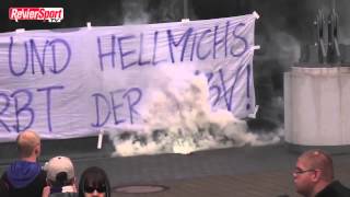 Duisburg Hooligans randalieren nach Lizenz Entzug  Zwangsabstieg MSV Duisburg 290513 [upl. by Yelyk]