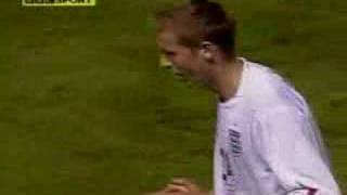 Peter Crouch does the robot [upl. by Tanitansy349]