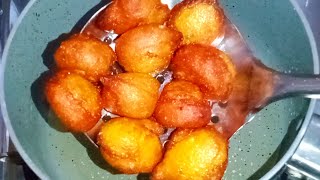 দারুণ মুচমুচে ও ভিতরে সফ্ট তালের বড়া  Taler Bora Recipe in Bangla  Tal Bora Tal Pitha [upl. by Avitzur]