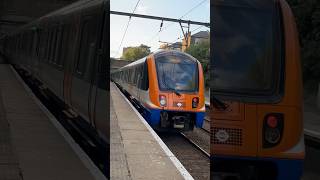 London Overground Class 710 Departing Rectory Road london railway [upl. by Funk]