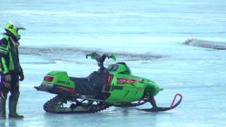 Arctic Cat zr 500 Water Skipping ＨＤ [upl. by Beshore654]