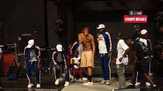 SAFAREL OBIANG ET SES DANSEURS FONT LE SHOW AU CONCERT DE MIX PREMIER [upl. by Humfrey]