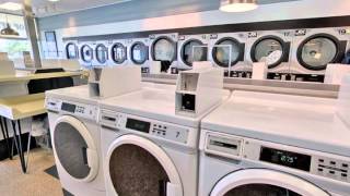 Cleanerama Cleaners  Metairie LA  Laundromat [upl. by Barlow528]