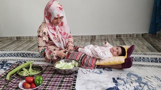 Life in Slums in Turkey  Delicious Courgette Dish from Mothers Hand [upl. by Benjy]