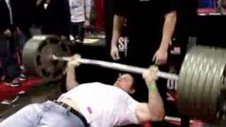 585 BENCH FOR 23 REPS [upl. by Riva]