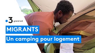 De jeunes migrants majeurs contraints de loger au camping [upl. by Eserahc]