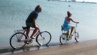 La Bicicleta Shakira y Carlos Vives OFICIAL SONG [upl. by Rehposirhc]