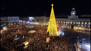 La Puerta del Sol vacía en Nochevieja [upl. by Salohcim]