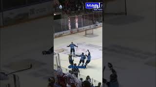 Le leader chute à Marseille 🏒 [upl. by Derek846]