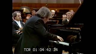 Grigory Sokolov plays Chopin Etude Op25 No12 in C minor quotOceanquot  Video 1987 [upl. by Aztilay]